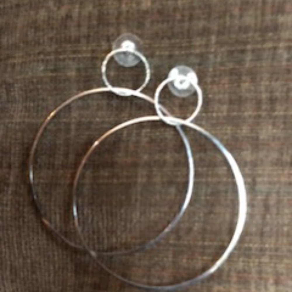 SILVER HOOP EARRINGS